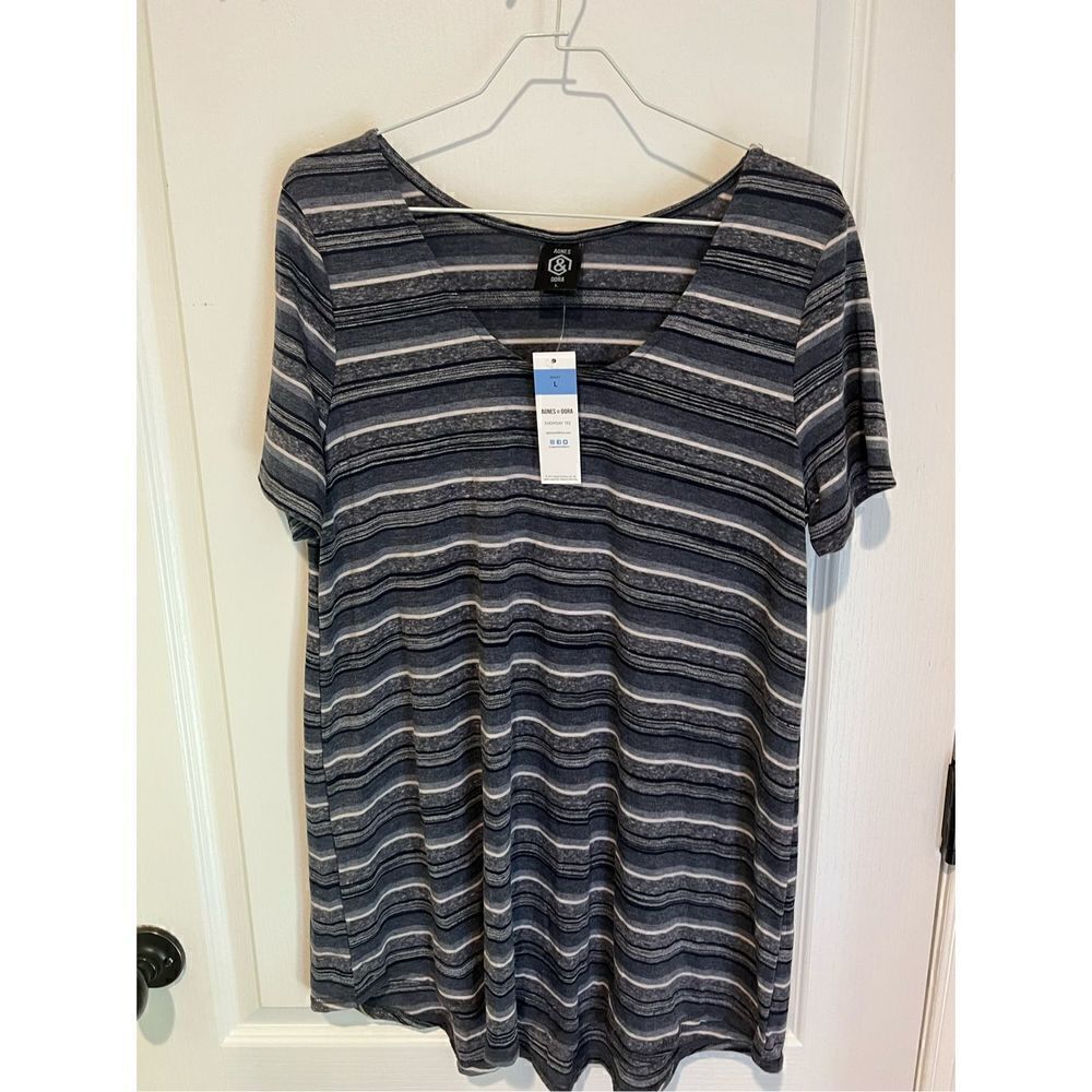 New Agnes & Dora Everyday Tee Blue Striped top